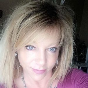 Meet your Posher, Debra